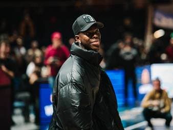 Darum wird Schröder so oft herumgereicht