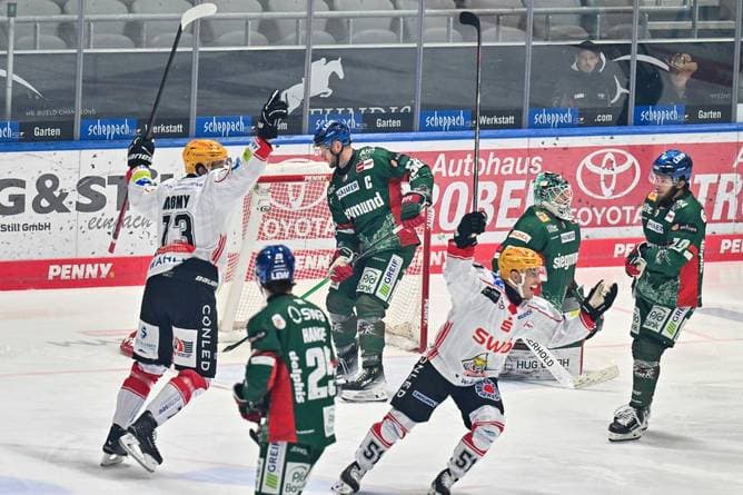 Augsburgs Siegesserie gerissen