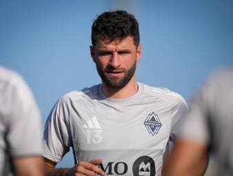 Müller bleibt - und verdient deutlich mehr