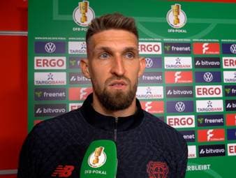 Bayer Leverkusen ist den Bayern im Halbfinale des DFB-Pokals über weite Strecken klar unterlegen. Entsprechend eindeutig fällt die Einschätzung von Robert Andrich aus.