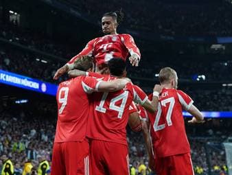 "Alles drin": Bayerns 100-Tore-Sturm soll es richten