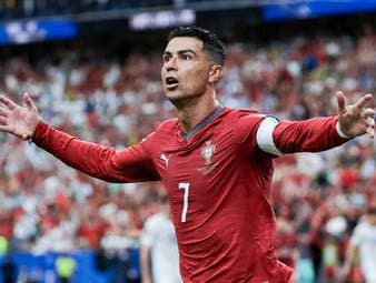 Das Wort "Messi" fällt - Ronaldos Reaktion sagt alles