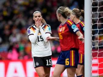 Späte Packung! Deutschland verliert Finale