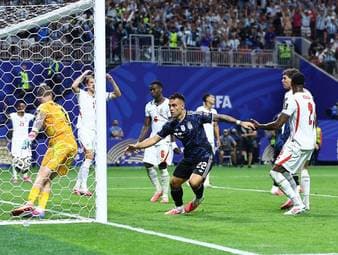 Später Schock für England: Argentinien im Finale!