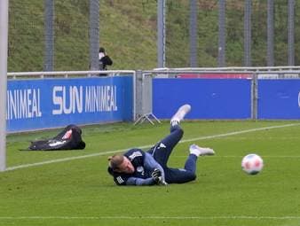 Schalke-Keeper Loris Karius hat sich zu einem wichtigen Faktor beim starken Saisonstart des FC Schalke 04 entwickelt. 