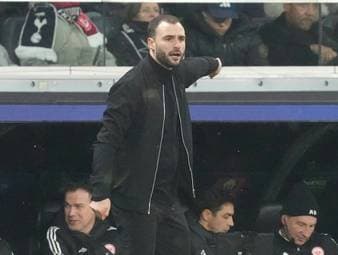 Eintracht-Coach mahnt zur Ruhe