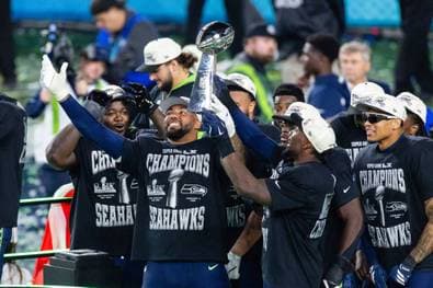 Super-Bowl-Sieger für Rekordsumme verkauft!