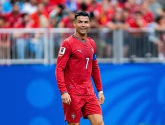 Cristiano Ronaldo zeigt trotz seines hohen Alters extremen Ehrgeiz, meint Francisco Conceicao. Die jüngeren Spieler müssten sich deshalb eine Scheibe vom Al-Nassr-Star abschneiden, um erfolgreich zu sein.