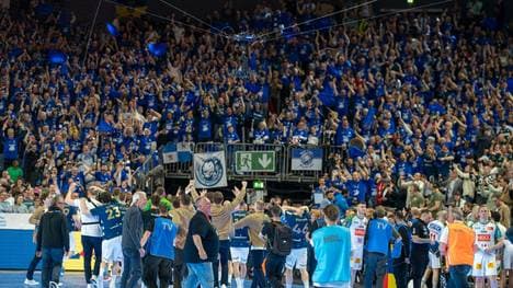 Der BHC jubelt mit seinen Fans über den Finaleinzug