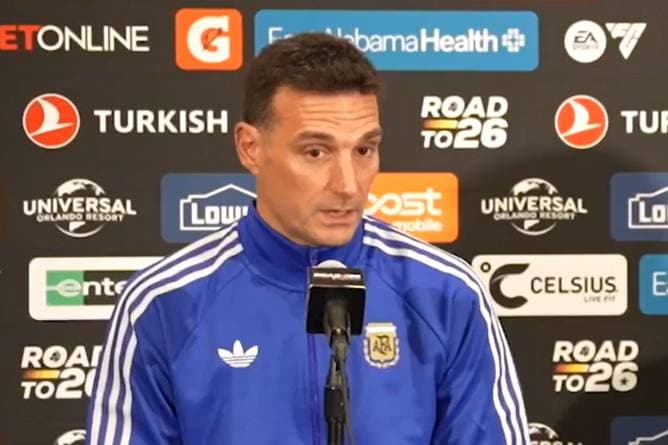 Argentiniens Coach mit froher Messi-Kunde