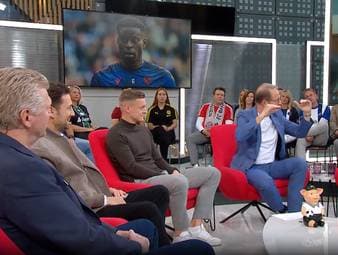 Die Runde im SPORT1 Doppelpass diskutiert die Innenverteidiger-Position beim FC Bayern. Heiß gehandelt: Dayot Upamecano, Nico Schlotterbeck und ein Premier-League-Star.
