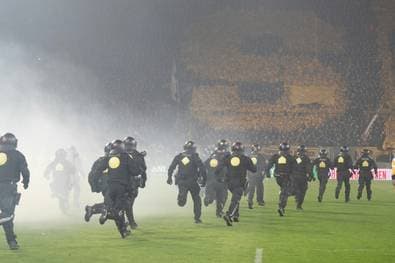 Entscheidung nach Skandal-Spiel vertagt