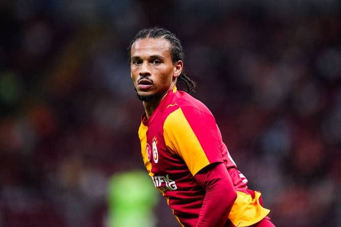 Kuriose Sané-Szene bei Galatasaray-Spektakel