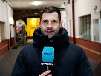 Waldemar Anton überzeugt beim Sieg von Borussia Dortmund gegen Atalanta Bergamo. SPORT1-Reporter Manfred Sedlbauer hebt den BVB-Verteidiger hervor.