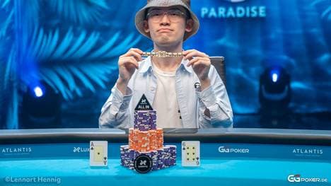 Yinan Zhou
