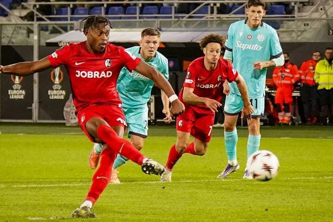 Freiburg hadert nach Remis