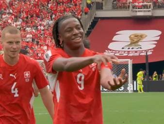 Freiburgs Johan Manzambi bereitet nicht nur das 1:0 gegen Kanada vor, sondern erzielt das zwischenzeitliche 2:0 für die Schweiz auch noch selbst. Ein starker Auftritt des 20-Jährigen!