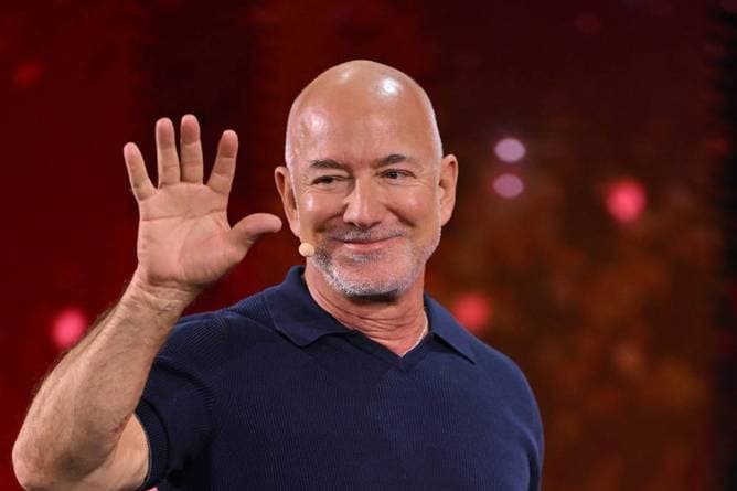 Bezos vor Einstieg bei Top-Klub