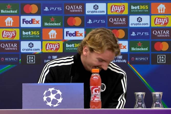  Diese Frage macht Woltemade ganz schön verlegen