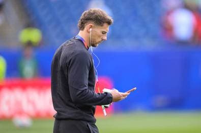 Was tut sich Goretzka da an?