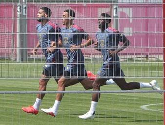 Statt koreanischer Schwüle bayerische Hitze: Die Bayern-Stars kehren an die Säbener Straße zurück und treffen auf Jamal Musiala, Alphonso Davies und Co. Auch Neuzugang Ismael Saibari ist dabei.