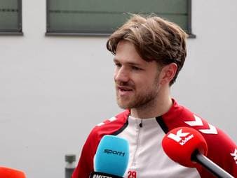 In einer kleinen Presserunde äußert sich Köln-Profi Jan Thielmann zur aktuellen Lage des Effzeh sowie zu seiner momentanen Rolle bei den Geißböcken.