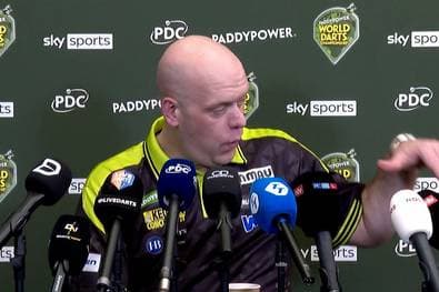 "Die deutschen Spieler sollten froh über Interviews sein"