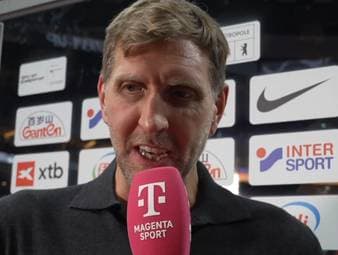 Kurz vor dem Halbfinale der Basketball-WM gerät Dirk Nowitzki ins Schwärmen, als er über die Entwicklung des deutschen Basketballs spricht und das "Sommermärchen" feiert.