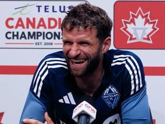 Thomas Müller gewinnt mit den Vancouver Whitecaps die kanadische Meisterschaft und damit den 35. Titel seiner Karriere. Der Ex-Bayern-Star feiert aber lieber mit Fans und Mannschaft, als an persönliche Rekorde zu denken.