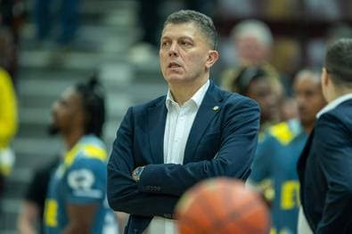 EWE Baskets trennen sich von Trainer