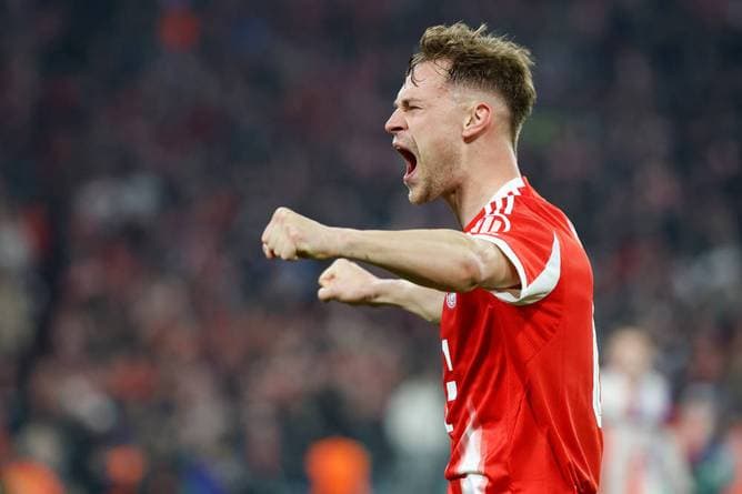 Frau erfüllt Kimmich-Wunsch