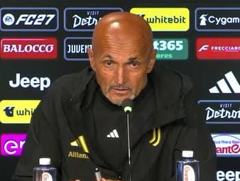 Luciano Spalletti zeigt sich nach dem ersten Eindruck von Juventus-Neuzugang Nick Woltemade überzeugt. Der Trainer erklärt, wo er die Stärken des Stürmers sieht und ob er schon am Sonntagabend gegen Milan zum Einsatz kommt.