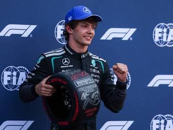 Kimi Antonelli hat den Grand Prix von Monaco souverän gewonnen, während Max Verstappen nach technischen Problemen bereits kurz nach dem Start vorzeitig ausschied.