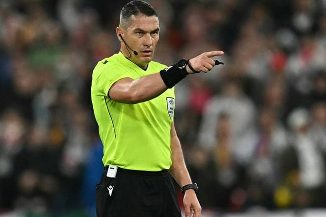 Für WM-Jubiläum: Referee erhält spezielles Trikot