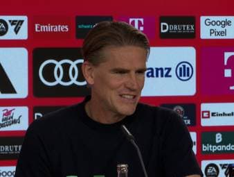 Er ist gerade einmal 15 Jahre jung und trotzdem in der europäischen Fußballwelt schon in aller Munde. Auch der FC Bayern soll an Manchester Uniteds Nachwuchsstürmer JJ Gabriel interessiert sein. Christoph Freund reagiert auf die Gerüchte.