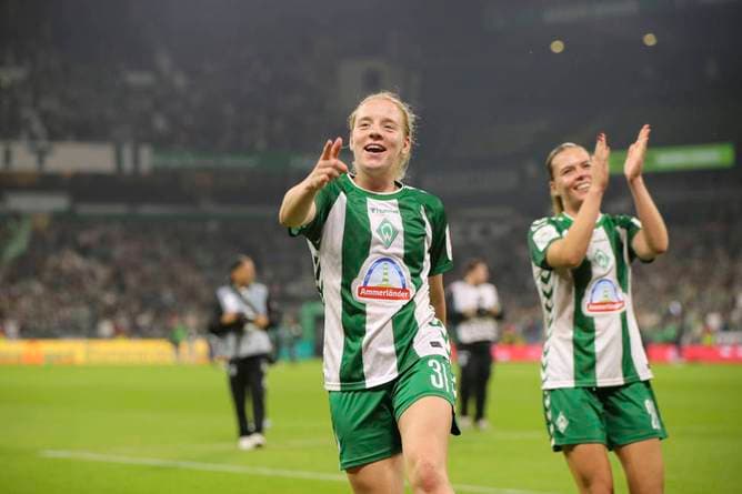 JETZT LIVE: Topspiel in Bremen