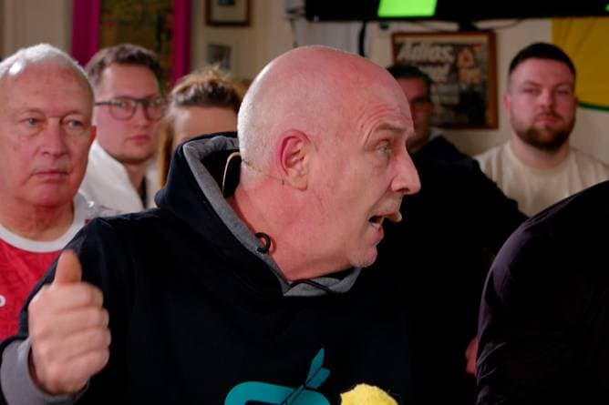 "So ein Schwachsinn, ich kann die Scheiße nicht mehr hören"