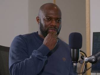 Hans Sarpei trainierte beim FC Schalke 04 unter Trainer-Legende Felix Magath. Allerdings hat er nicht die besten Erinnerungen an seinen früheren Coach.