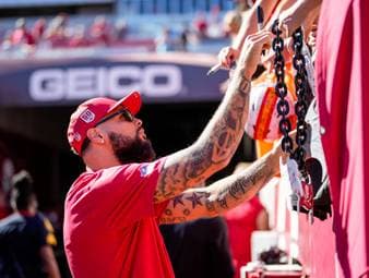 Mit Mike Evans sichern sich die San Francisco 49ers einen hochkarätigen Wide Receiver und eine weitere Waffe für ihre Offensive. Der neue Star erklärt, was den Ausschlag für die Niners gegeben hat.