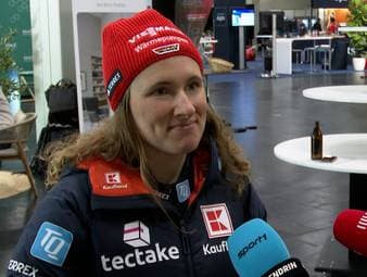 In den Biathlon-Saisons 2026/27 und 2028/29 wird erstmals ein Biathlon-Weltcup über den Jahreswechsel ausgetragen. Die Athleten zeigen sich grundsätzlich skeptisch, sehen aber auch die Vorteile. 