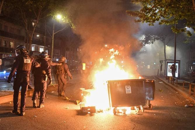 Ausschreitungen und Krawalle in Paris
