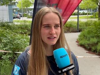 Biathletin Julia Tannheimer hat das Ticket für den kommenden Weltcup-Winter bereits gelöst. Die 21-Jährige spricht über ihre Ziele, das Karriereende von Franziska Preuß und die Wechsel auf der Trainerposition.