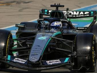 Verstappen-Frust bei Mercedes-Gala