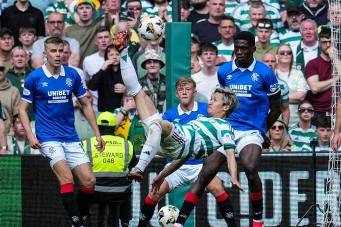 Fallrückzieher! Traumtor im Derby-Kracher