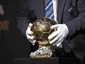 Die Liste ist gespickt mit Weltklasse-Fußballern, doch einer sticht ganz besonders heraus. Sichert er sich erstmals in seiner Karriere den Ballon d'Or?