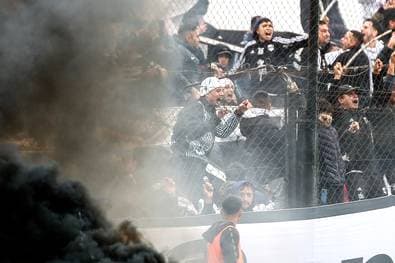 Im Anblick der übermächtigen Konkurrenz