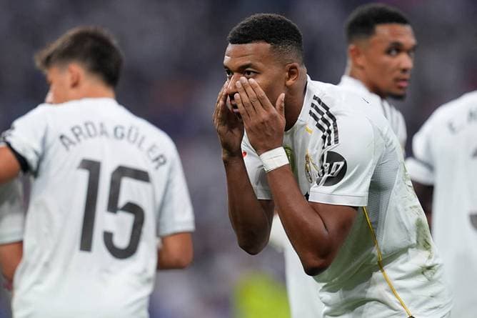 Mbappé beschert Alonso Debüt-Sieg