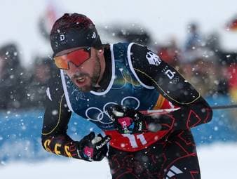 Rydzek fliegt bei Premiere aufs Podest