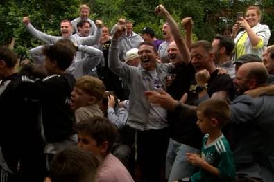 Pokal-Los sorgt für pure Ekstase