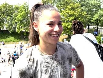 Lena Oberdorf spricht im exklusiven SPORT1-Interview im Rahmen des "Wings for Life World Run" über ihre körperliche Verfassung und darüber, was die Herren- und Damenmannschaft des FC Bayern München so erfolgreich macht.  